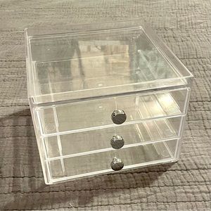 Plastic Clear Cosmetic Organizer
